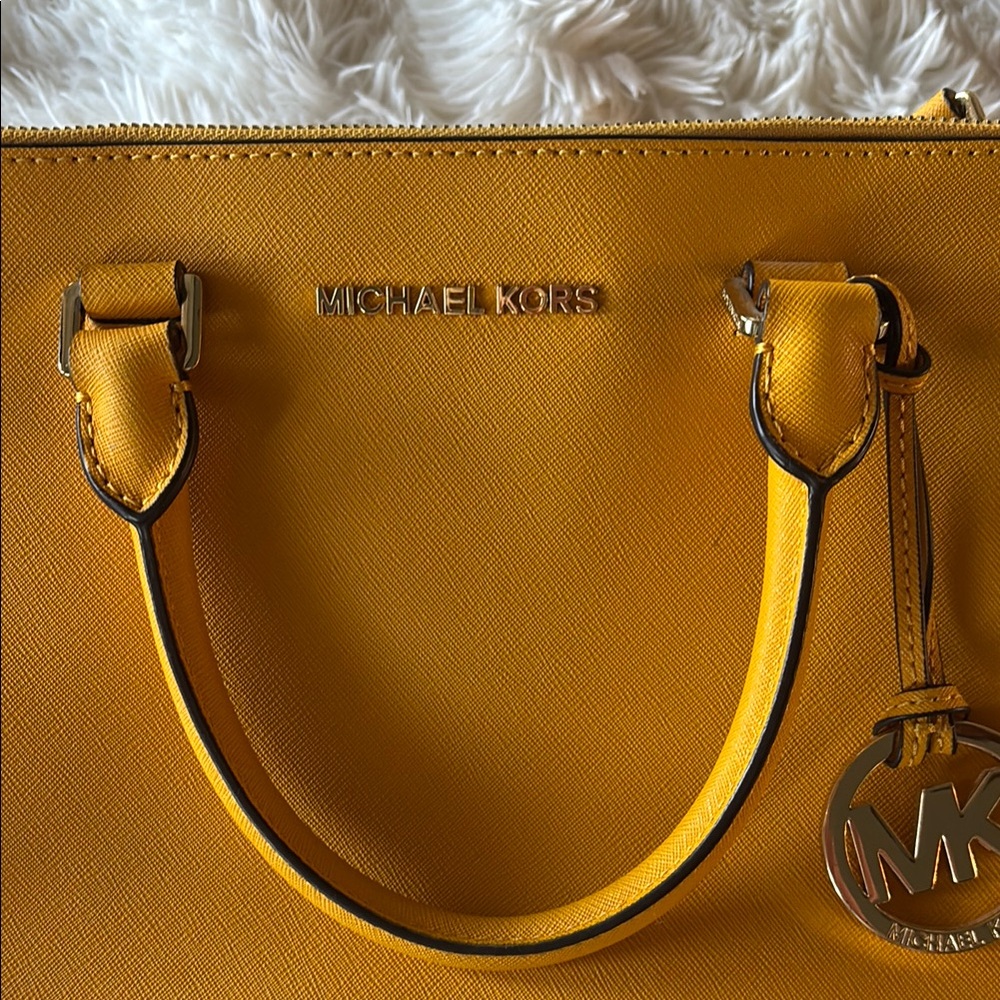Michael Kors Yellow Satchel Bag - Picture 4 of 10